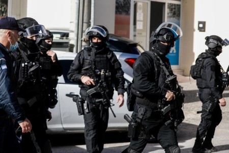 Παραδόθηκε ο αδελφός της νεκρής από το μακελειό στα Βορίζια