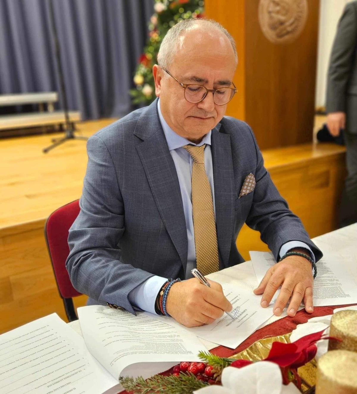 Π.Ο.Ε.-Ο.Τ.Α.: Καταγγελία ιδιωτικοποίησης από τον Δήμο Ηρακλείου Αττικής