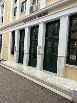 Συμβασιούχοι Δήμων: Δικαίωση από Δικαστήριo