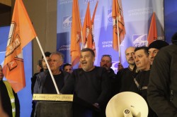 Σκληρή και άμεση αντίδραση της ΠΟΕ-ΟΤΑ για τους 324 προς ανεργία συμβασιούχους